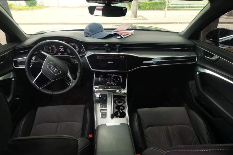 Used Audi A6L New Energy 2020 55 TFSI e quattro Center Console