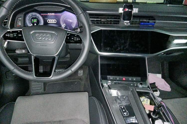 Used Audi A6L New Energy 2020 55 TFSI e quattro Center Console