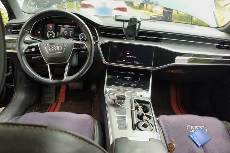 Used Audi A6L New Energy 2020 55 TFSI e quattro Center Console