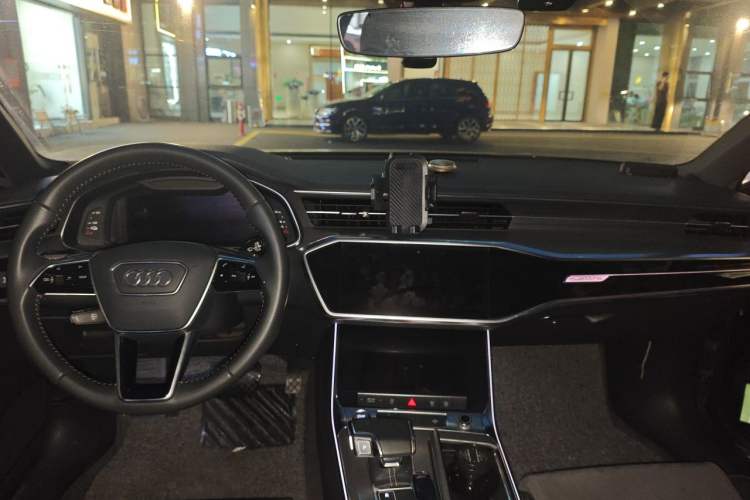 Used Audi A6L New Energy 2020 55 TFSI e quattro Center Console