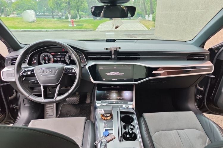 Used Audi A6L New Energy 2020 55 TFSI e quattro Center Console
