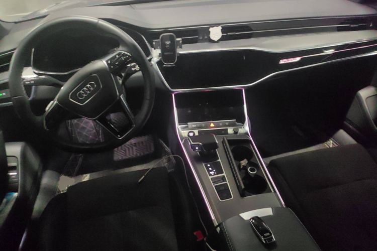 Used Audi A6L New Energy 2020 55 TFSI e quattro Center Console