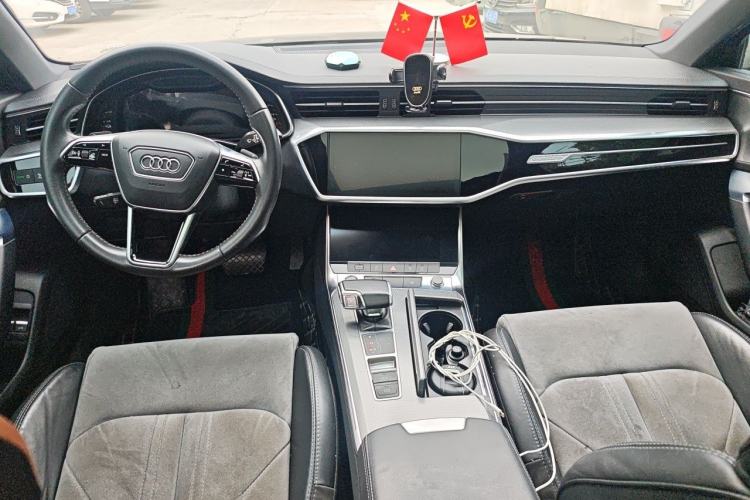 Used Audi A6L New Energy 2020 55 TFSI e quattro Center Console