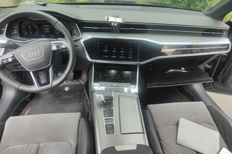 Used Audi A6L New Energy 2020 55 TFSI e quattro Center Console