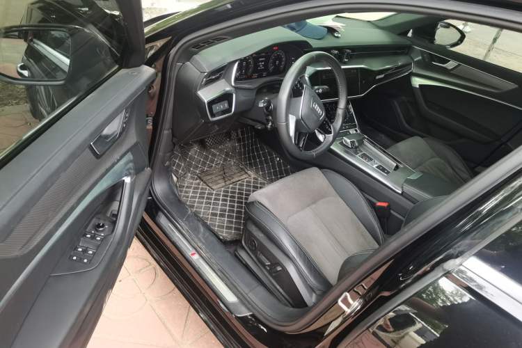Used Audi A6L New Energy 2020 55 TFSI e quattro Driver Seat