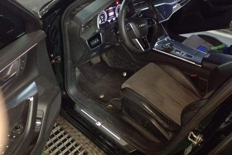 Used Audi A6L New Energy 2020 55 TFSI e quattro Driver Seat