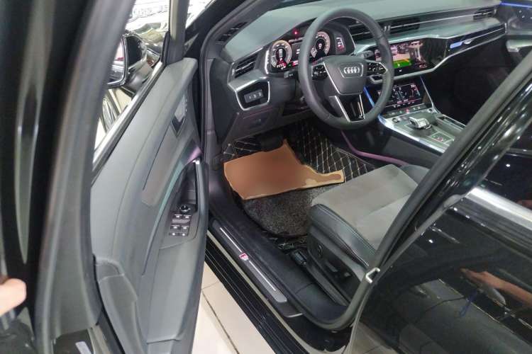 Used Audi A6L New Energy 2020 55 TFSI e quattro Driver Seat