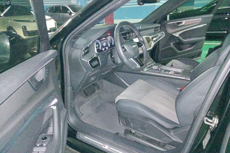 Used Audi A6L New Energy 2020 55 TFSI e quattro Driver Seat