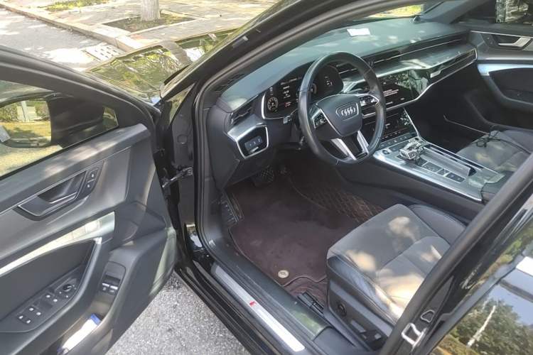 Used Audi A6L New Energy 2020 55 TFSI e quattro Driver Seat