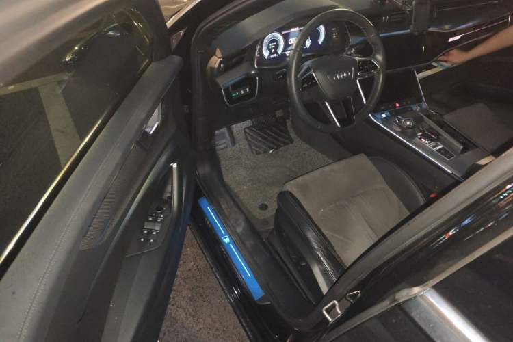 Used Audi A6L New Energy 2020 55 TFSI e quattro Driver Seat