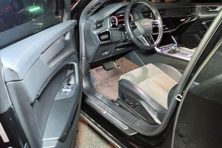 Used Audi A6L New Energy 2020 55 TFSI e quattro Driver Seat