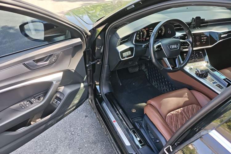 Used Audi A6L New Energy 2020 55 TFSI e quattro Driver Seat