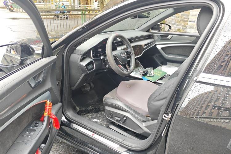 Used Audi A6L New Energy 2020 55 TFSI e quattro Driver Seat