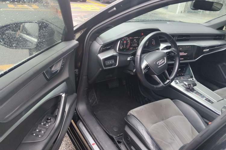 Used Audi A6L New Energy 2020 55 TFSI e quattro Driver Seat