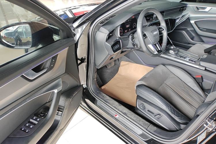 Used Audi A6L New Energy 2020 55 TFSI e quattro Driver Seat