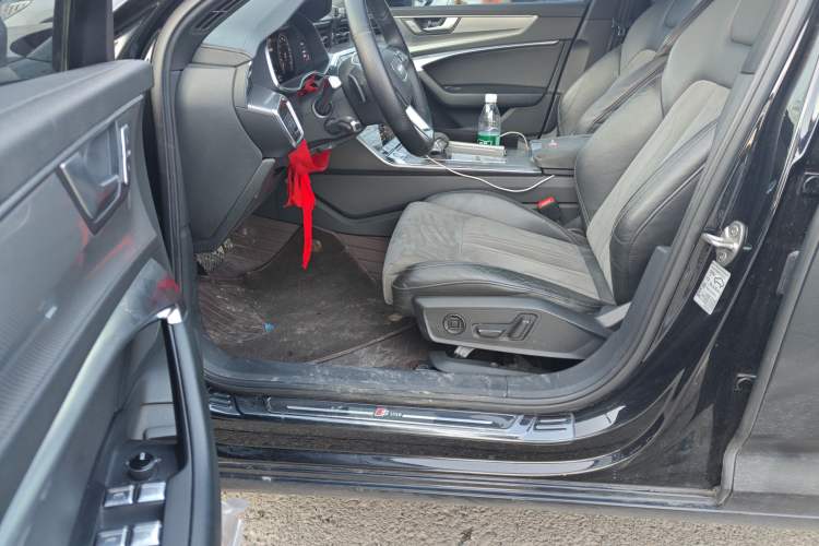 Used Audi A6L New Energy 2020 55 TFSI e quattro Driver Seat