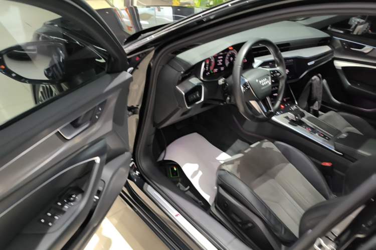 Used Audi A6L New Energy 2020 55 TFSI e quattro Driver Seat