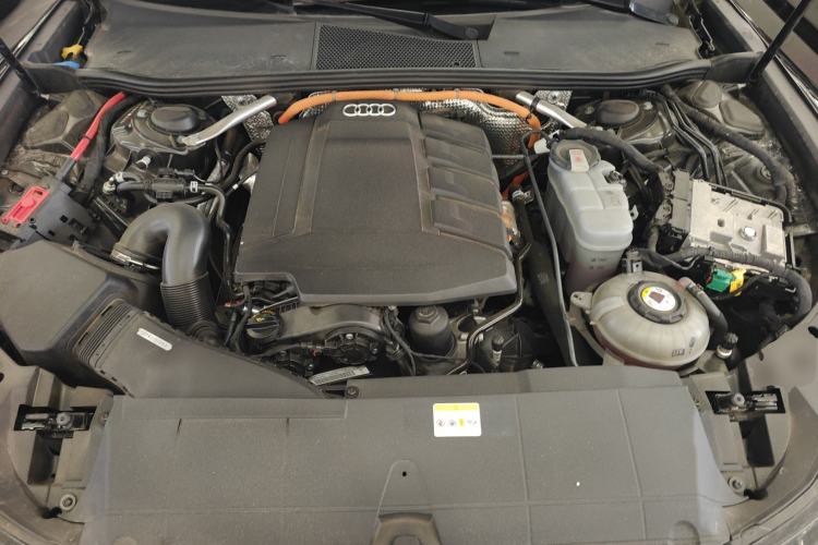 Used Audi A6L New Energy 2020 55 TFSI e quattro Engine Bay