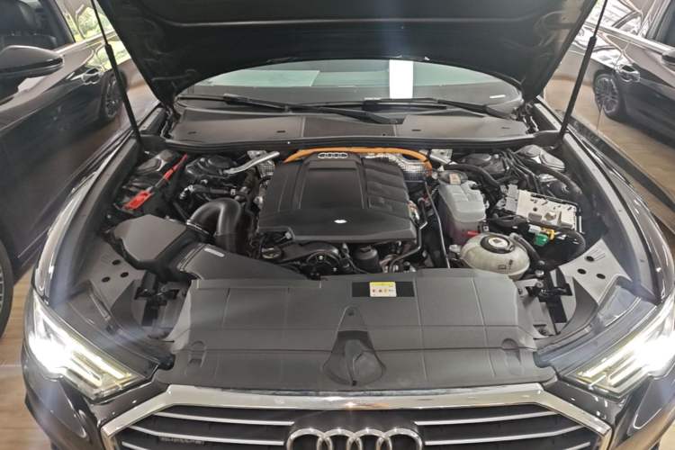 Used Audi A6L New Energy 2020 55 TFSI e quattro Engine Bay