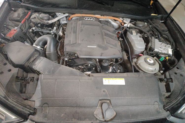 Used Audi A6L New Energy 2020 55 TFSI e quattro Engine Bay