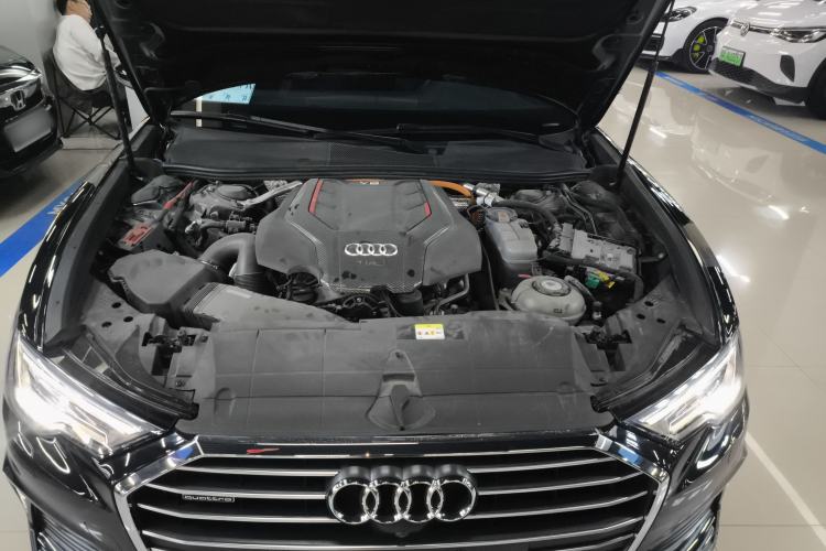Used Audi A6L New Energy 2020 55 TFSI e quattro Engine Bay