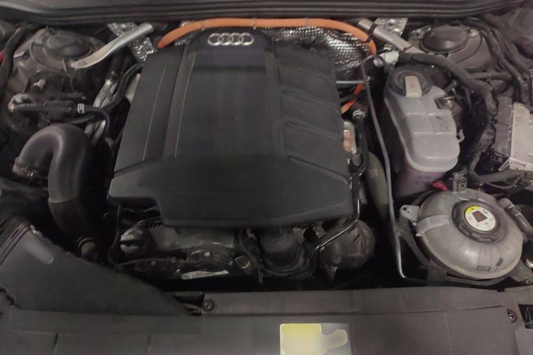 Used Audi A6L New Energy 2020 55 TFSI e quattro Engine Bay