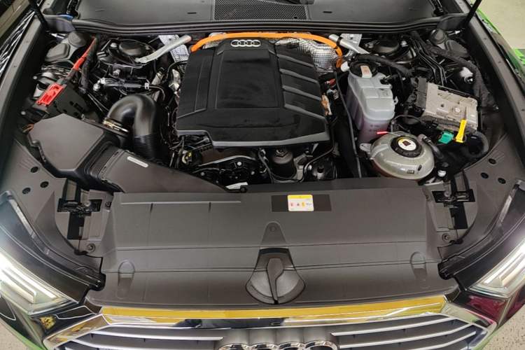 Used Audi A6L New Energy 2020 55 TFSI e quattro Engine Bay