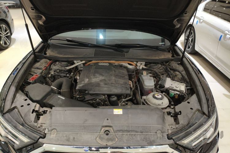 Used Audi A6L New Energy 2020 55 TFSI e quattro Engine Bay