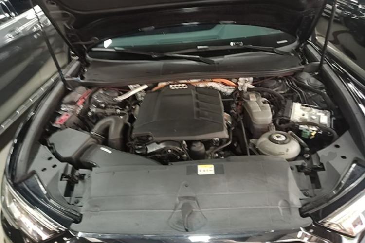 Used Audi A6L New Energy 2020 55 TFSI e quattro Engine Bay