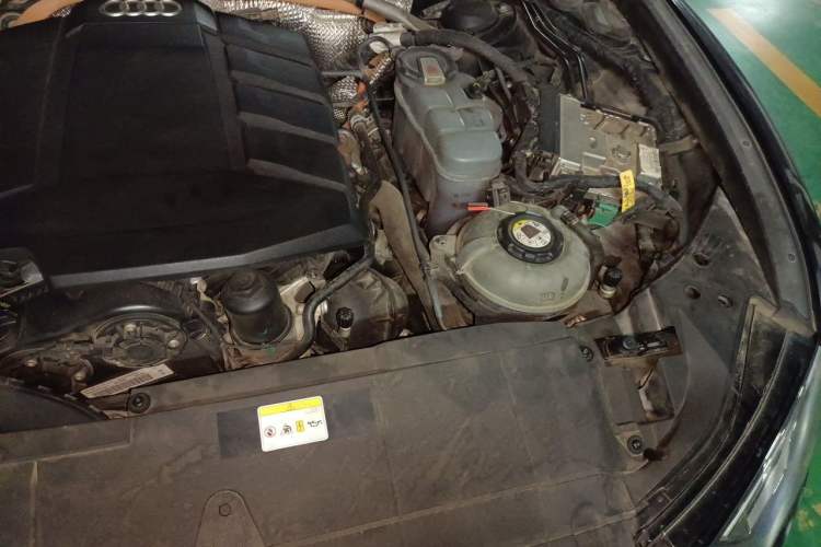 Used Audi A6L New Energy 2020 55 TFSI e quattro Engine Bay Left