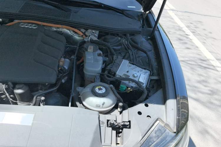 Used Audi A6L New Energy 2020 55 TFSI e quattro Engine Bay Left