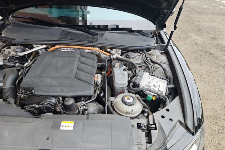 Used Audi A6L New Energy 2020 55 TFSI e quattro Engine Bay Left