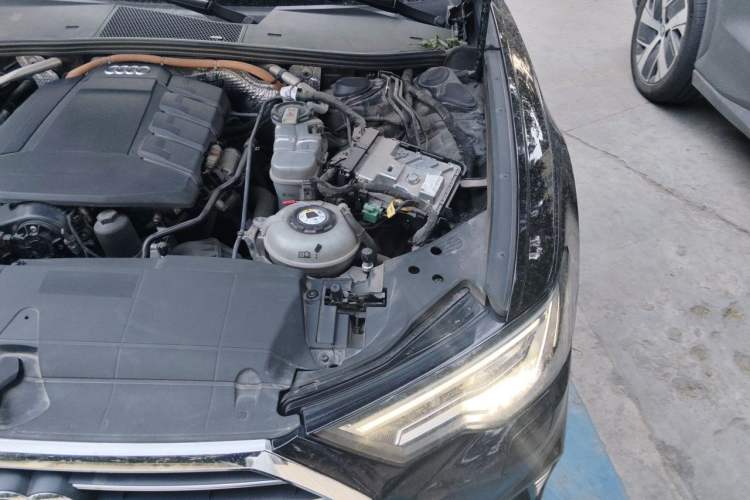 Used Audi A6L New Energy 2020 55 TFSI e quattro Engine Bay Left