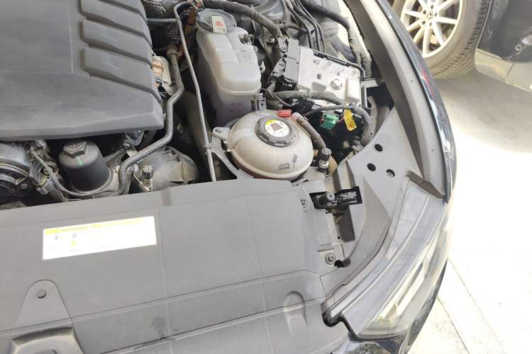 Used Audi A6L New Energy 2020 55 TFSI e quattro Engine Bay Left