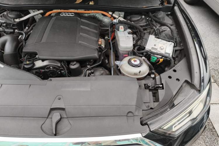 Used Audi A6L New Energy 2020 55 TFSI e quattro Engine Bay Left