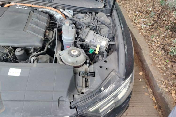 Used Audi A6L New Energy 2020 55 TFSI e quattro Engine Bay Left