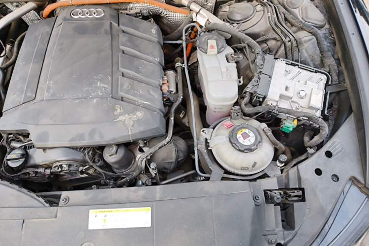 Used Audi A6L New Energy 2020 55 TFSI e quattro Engine Bay Left