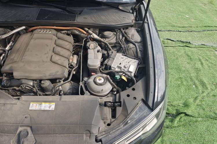 Used Audi A6L New Energy 2020 55 TFSI e quattro Engine Bay Left