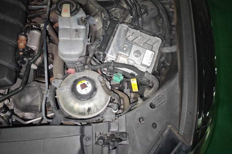 Used Audi A6L New Energy 2020 55 TFSI e quattro Engine Bay Left