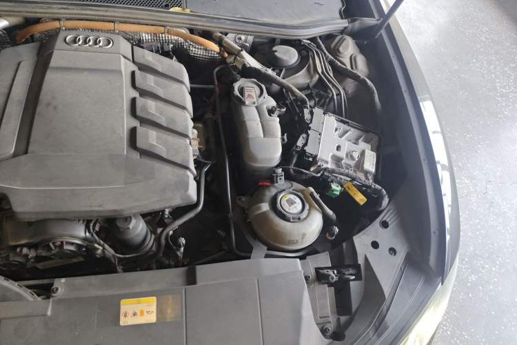 Used Audi A6L New Energy 2020 55 TFSI e quattro Engine Bay Left