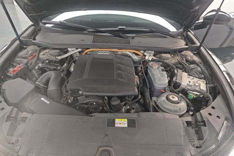 Used Audi A6L New Energy 2020 55 TFSI e quattro Engine Bay