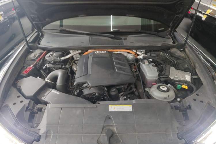 Used Audi A6L New Energy 2020 55 TFSI e quattro Engine Bay