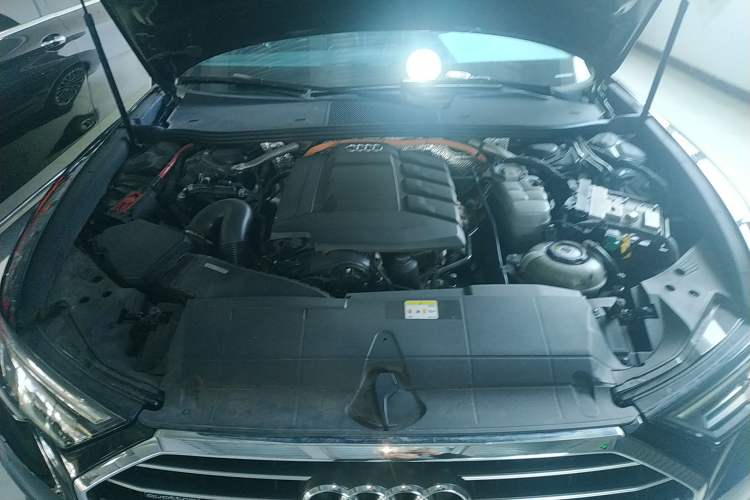 Used Audi A6L New Energy 2020 55 TFSI e quattro Engine Bay
