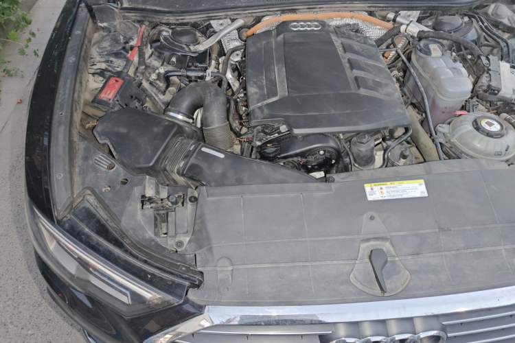 Used Audi A6L New Energy 2020 55 TFSI e quattro Engine Bay Right