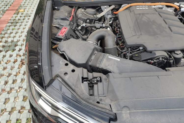 Used Audi A6L New Energy 2020 55 TFSI e quattro Engine Bay Right