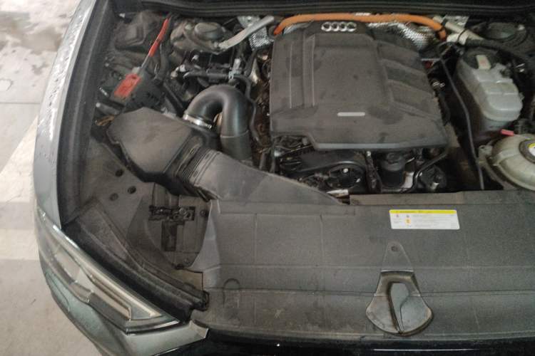 Used Audi A6L New Energy 2020 55 TFSI e quattro Engine Bay Right