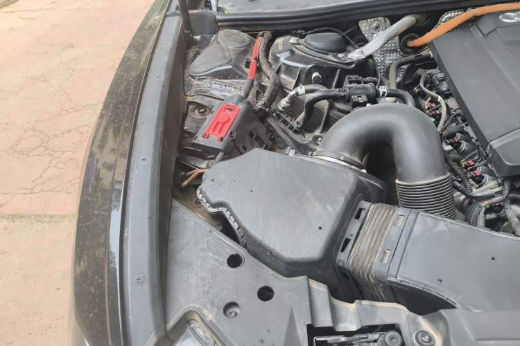 Used Audi A6L New Energy 2020 55 TFSI e quattro Engine Bay Right
