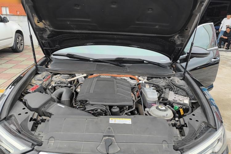 Used Audi A6L New Energy 2020 55 TFSI e quattro Engine Bay