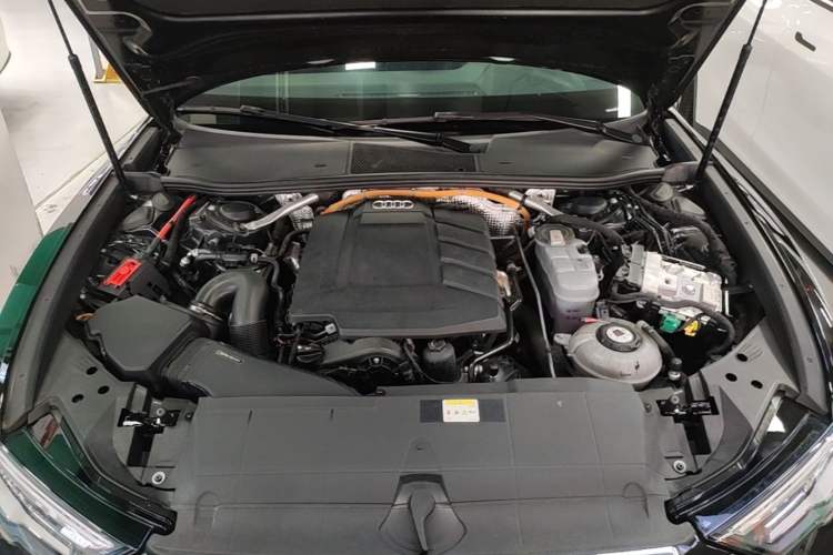 Used Audi A6L New Energy 2020 55 TFSI e quattro Engine Bay