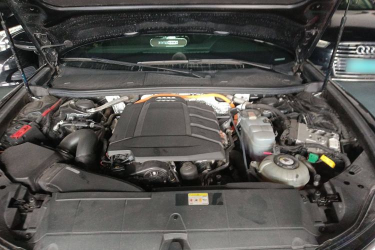 Used Audi A6L New Energy 2020 55 TFSI e quattro Engine Bay